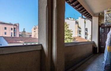 Four-Room Apartment via Don Giovanni Grioli 30, Milan