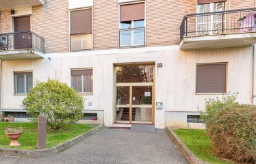 FOUR-ROOM APARTMENT, Via Giuseppe Di Vittorio 67, San Donato Milanese