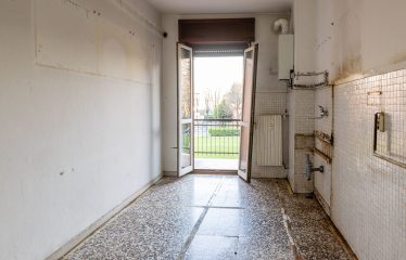 FOUR-ROOM APARTMENT, Via Giuseppe Di Vittorio 67, San Donato Milanese