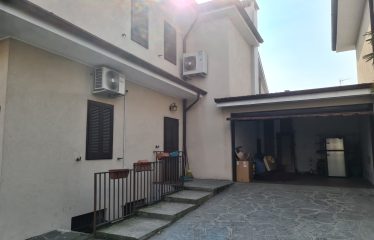 SEMI-DETACHED VILLA ON 3 FLOORS – 450m2