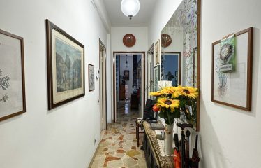 VENDITA: AMPIO QUADRILOCALE CON 3 BALCONI, VIA GIAMBELLINO 128, MILANO